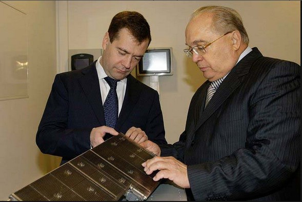 Айфоня и Ломоносов