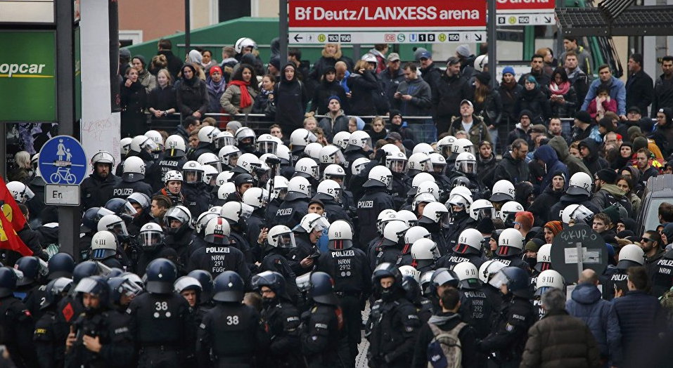 Разбои сирийцев в Кёльне